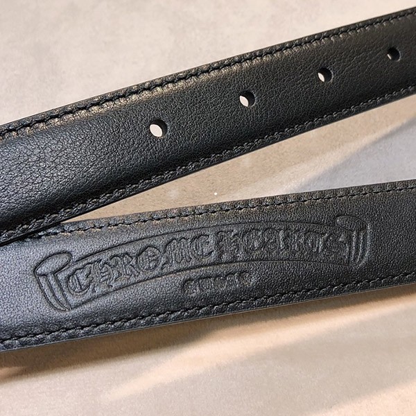 クロムハーツ セメタリーバックレザーベルトスーパーコピー クラシックオーバル クロスラージ