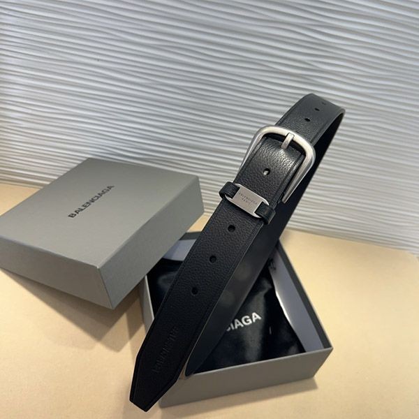 大人気！バレンシアガ コレクション カーフスキン 偽物 ベルト bar35284