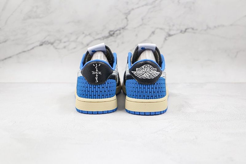 可愛いナイキ × トラビススコット 偽物 エアジョーダン 1 レトロ ロー Flyknit DM7866141