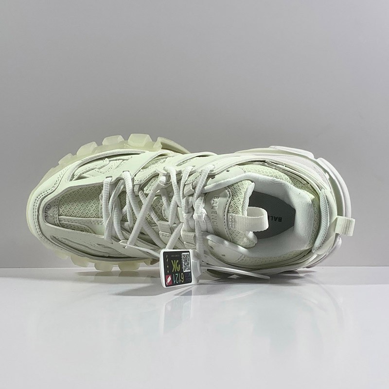 人気No1 バレンシアガ スニーカー 偽物 TRACK SNEAKER リサイクルソール 542436W3FE39000