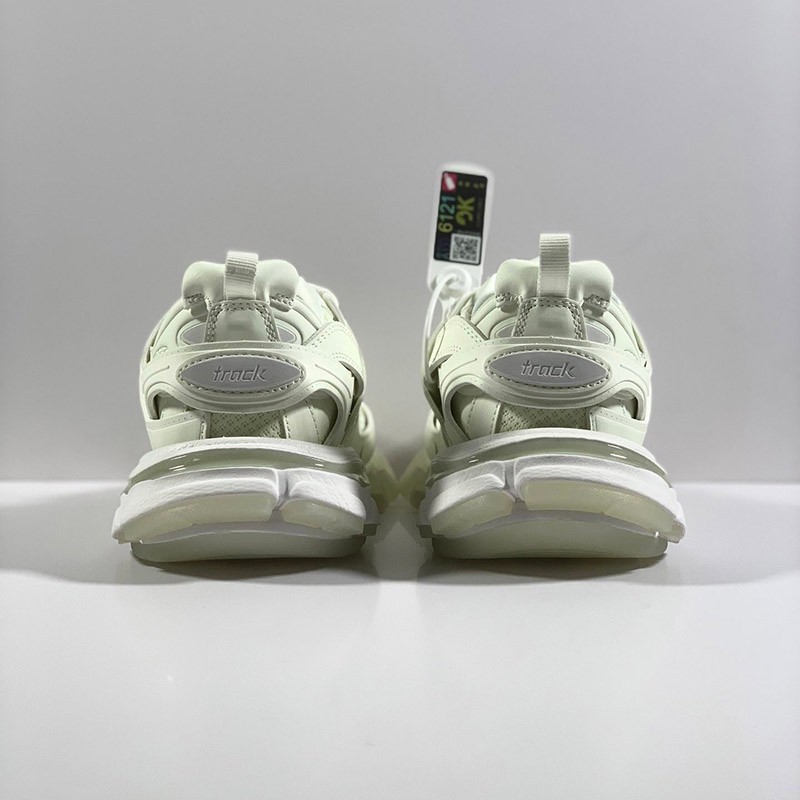 人気No1 バレンシアガ スニーカー 偽物 TRACK SNEAKER リサイクルソール 542436W3FE39000