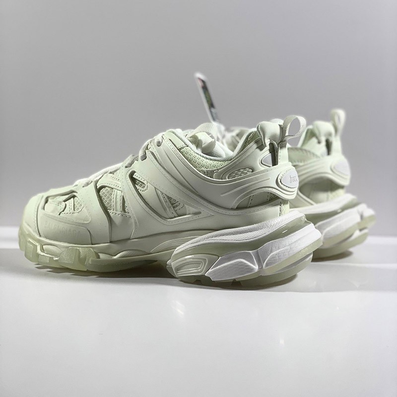 人気No1 バレンシアガ スニーカー 偽物 TRACK SNEAKER リサイクルソール 542436W3FE39000