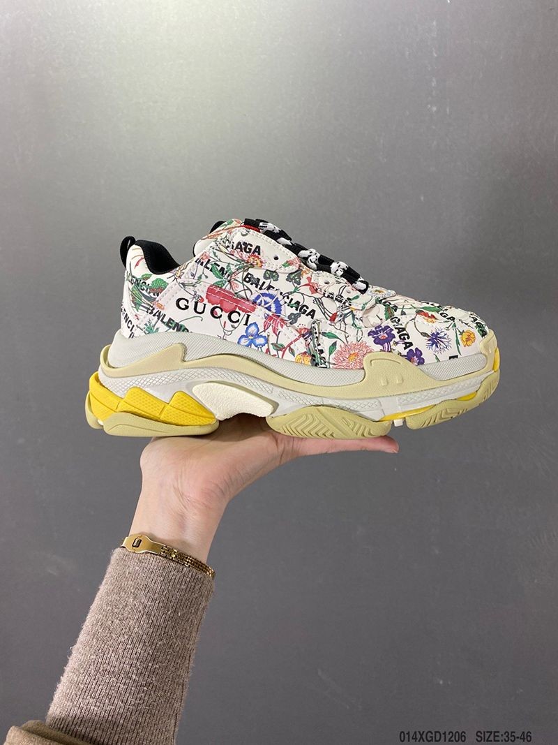 春もの新作グッチ バレンシアガ コピー ザ ハッカー プロジェクト “Triple S” スニーカー 681068UL1108461
