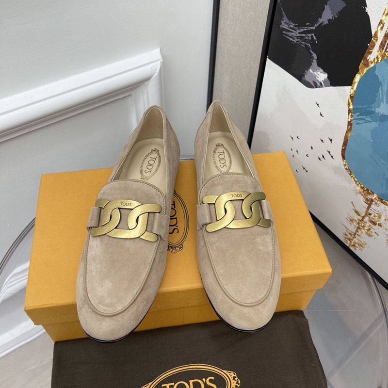 定番◆送料・関税込◆ TODS  スーパーコピー ケイトレザーローファー toi76605