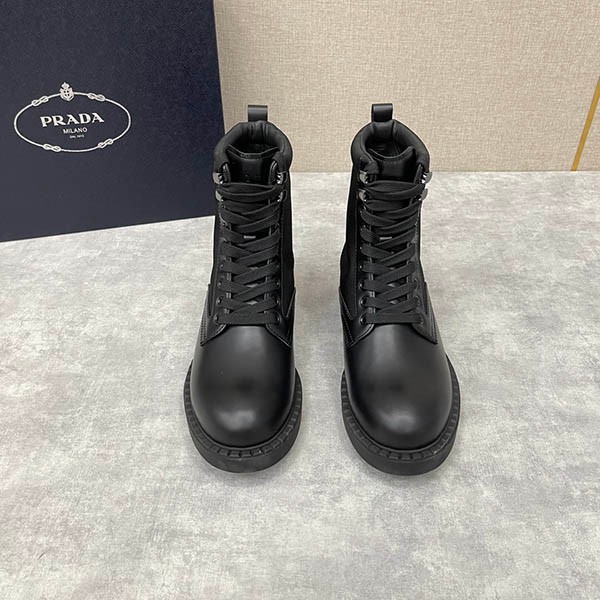 大人気!プラダ ブラッシュドレザー＆Re Nylon ブーツ コピー puu28255