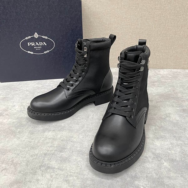 大人気!プラダ ブラッシュドレザー＆Re Nylon ブーツ コピー puu28255