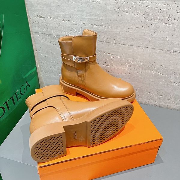 入手困難エルメス Bottines Veo ヴェオ 厚底 アンクルブーツ ブーティ 偽物 erw56215