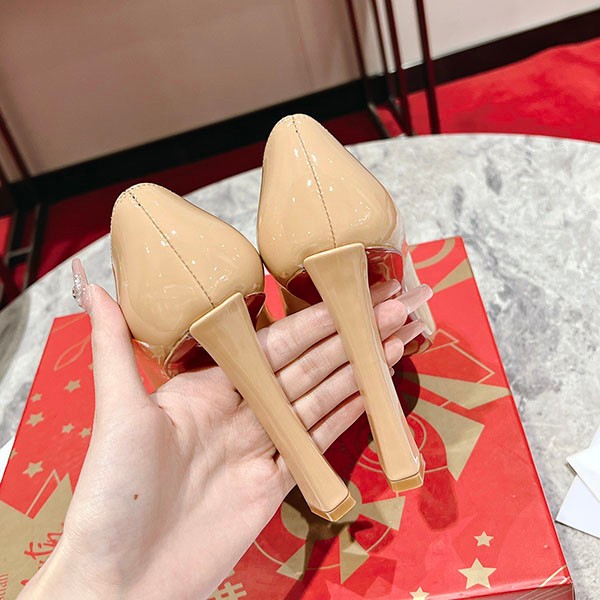 完売必至 クリスチャンルブタン Condora 偽物 100 レザーパンプス 4色 Rus71734