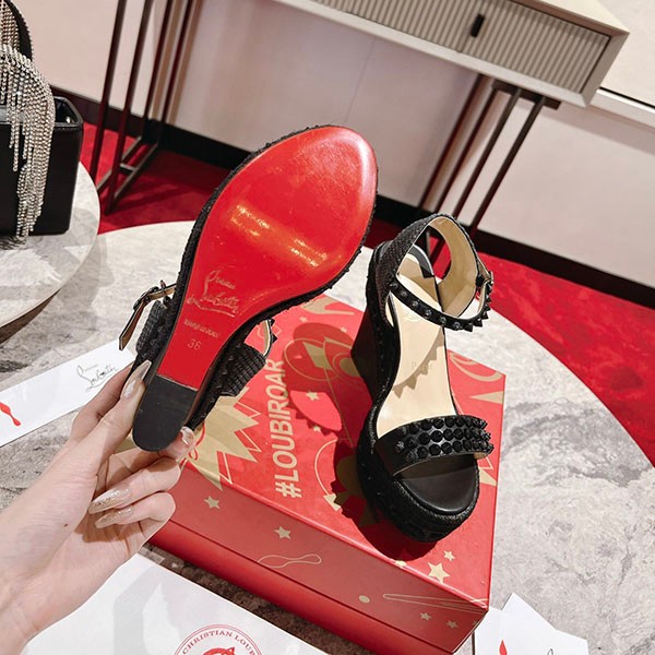 クリスチャンルブタン コピー RONDACLOU サンダル 2色 Rur67008