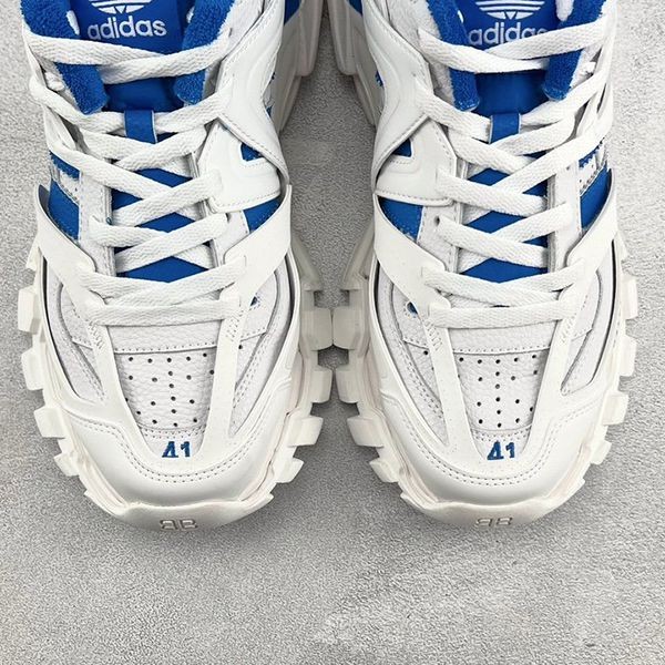 入手困難バレンシアガ ×アディダス 偽物TRIPLE S スニーカー741107 W3CZ1 9040 baj76544