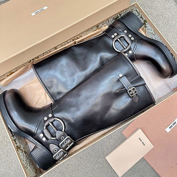 【大特価】ミュウミュウ クワドラプルバックルロングブーツ コピー myn77121