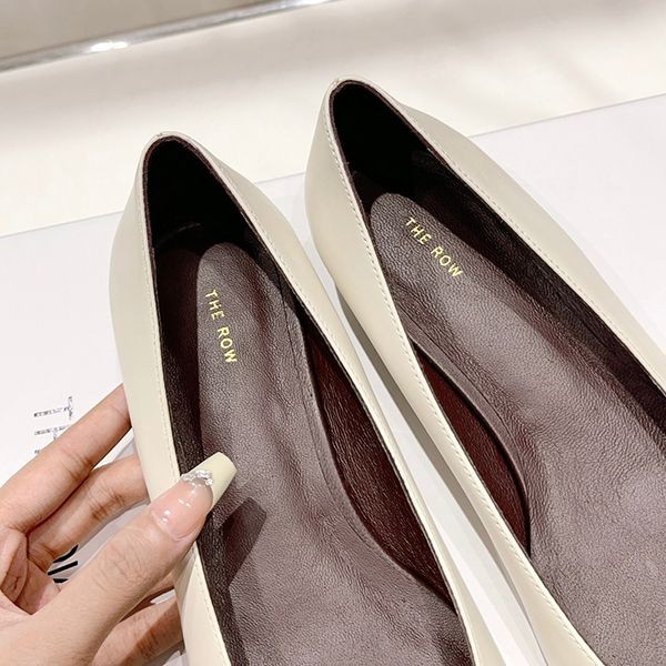 高品質♪♪♪The Row カーフスキン フラットシューズ 偽物 zag83454