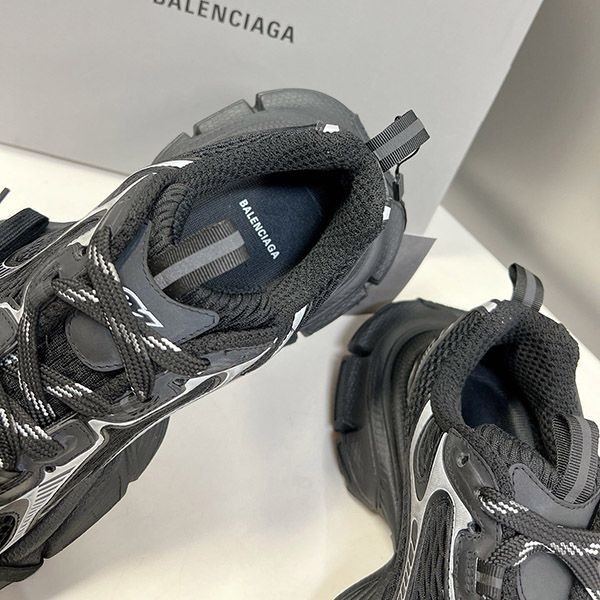 バレンシアガ 3XL メンズ スニーカー 偽物 メッシュ ポリウレタン bau78956