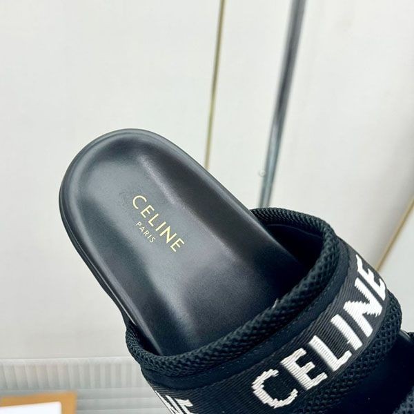 《大人気》セリーヌ ブロックスライド サンダル 偽物 Cep90682