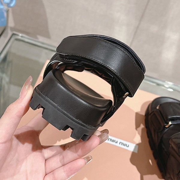 ミュウミュウ スポーティ マテラッセレザー サンダル 偽物 2色 5X135EF01088T