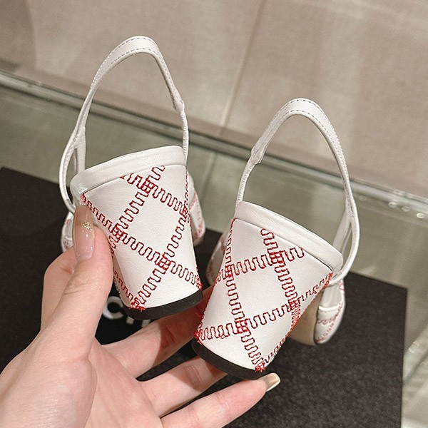 【上品でスタイリッシュ♪】シャネル 激安★パンプス★チャンキーヒール 4色 shw60770