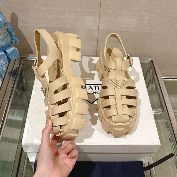 高品質 プラダ モノリスラバーサンダル 偽物ロゴ厚底ストラップミュール 1X853M3LKK