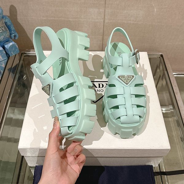 希少プラダ モノリスラバーサンダル N級品 ロゴ厚底ストラップミュール 1X853M3LK