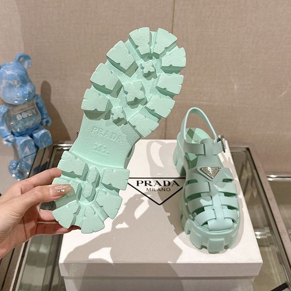 希少プラダ モノリスラバーサンダル N級品 ロゴ厚底ストラップミュール 1X853M3LK