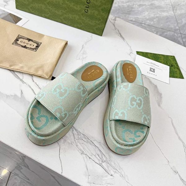 超人気【グッチ】スライドサンダル N級品 足元でオシャレを楽しむ♪ gue86577