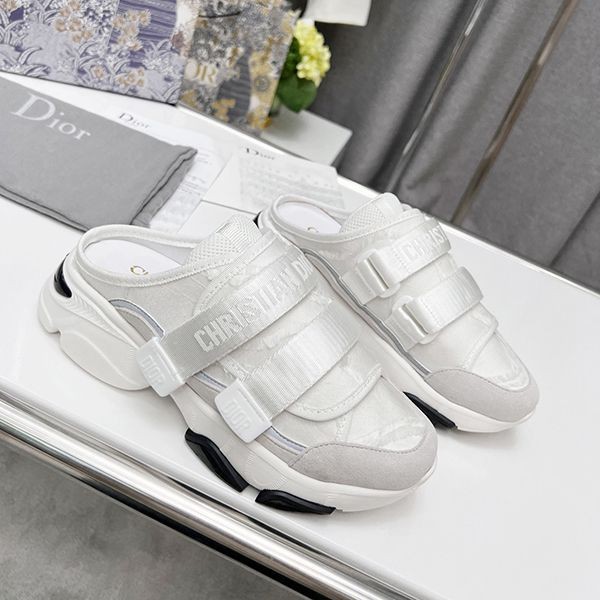 注目度抜群！ ディオールの厚底 サンダル N級品 det49179