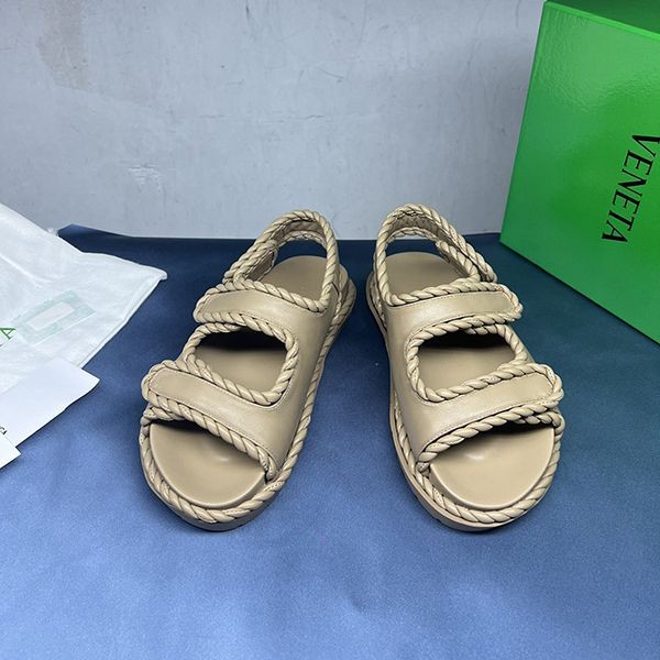 特別sale関税込【ボッテガヴェネタ 偽物】ジャック フラット サンダル box19062