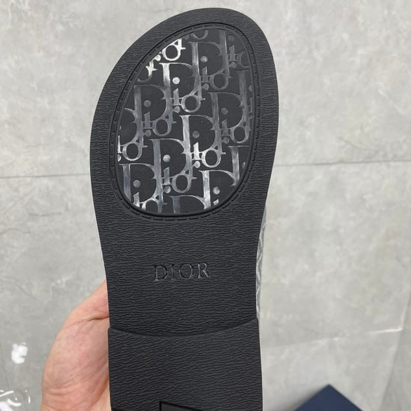 入手困難ディオール メンズファッション サンダル 3色 dez70820