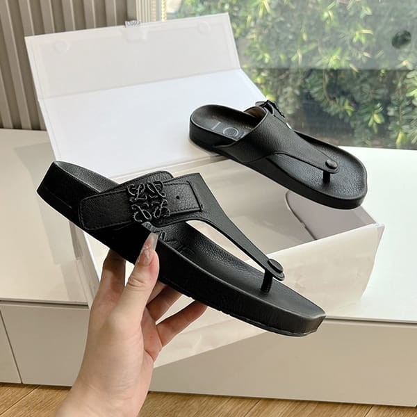 セール新作ロエベ コピー イーズトゥポスト サンダル アナグラムバックル 5色 loq55953