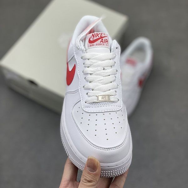 超話題!ナイキ x シュプリーム Air Force 1 Low Shanghai naw07712