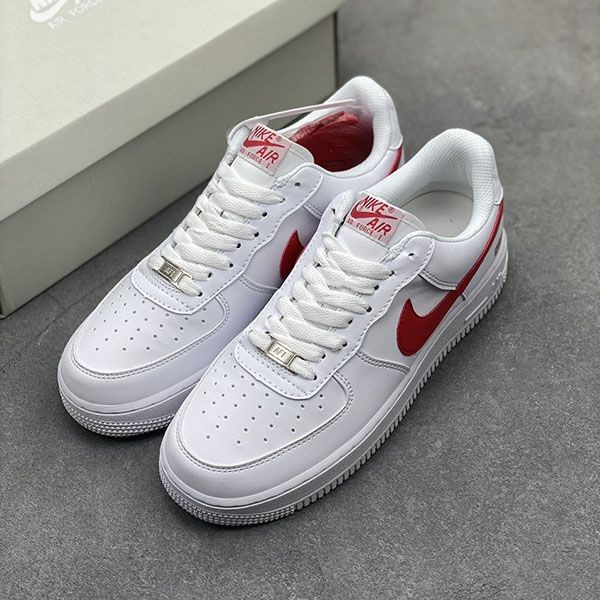 超話題!ナイキ x シュプリーム Air Force 1 Low Shanghai naw07712