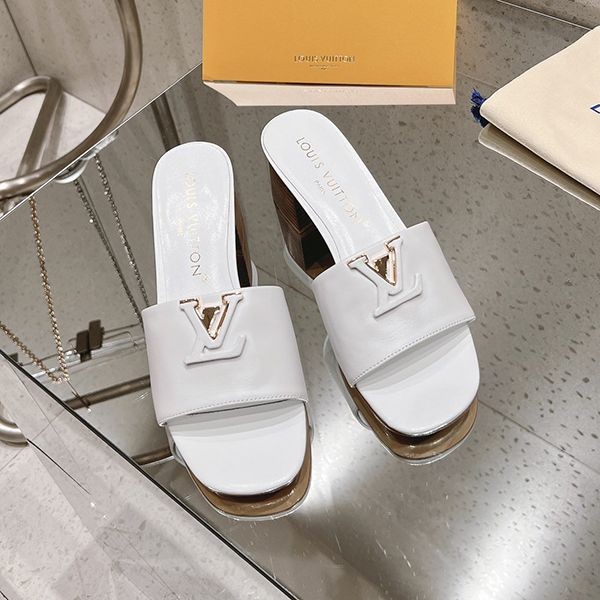 新色登場☆ルイヴィトン LV Capri サンダル N級品 vus36828