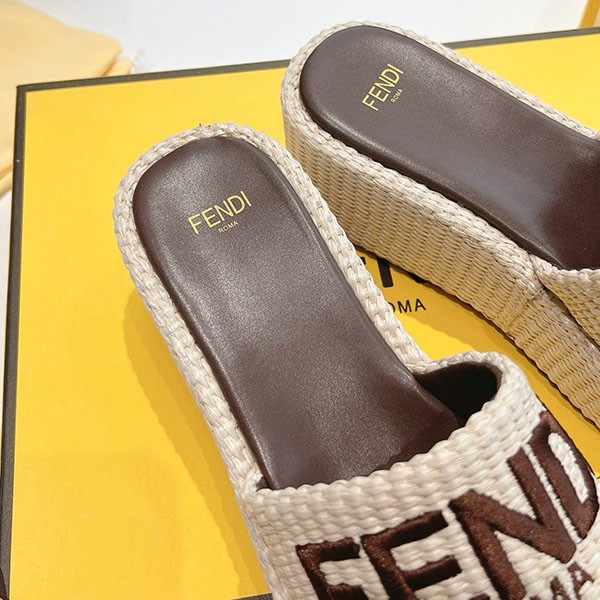 フェンディ 24SS SUNSHINE ラフィア素材 プラットフォーム サンダル 偽物 4色 8R8515