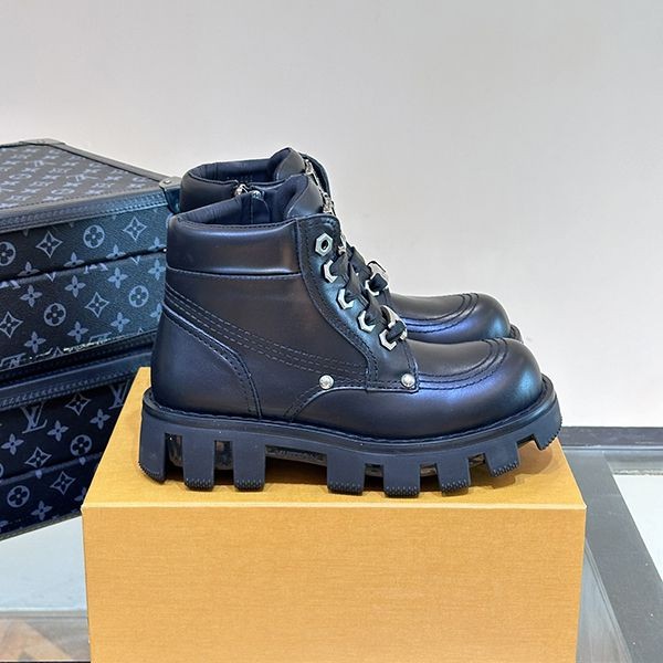【海外限定】ルイヴィトン LV Checker Combat ブーツ 偽物★ 1ACNEY
