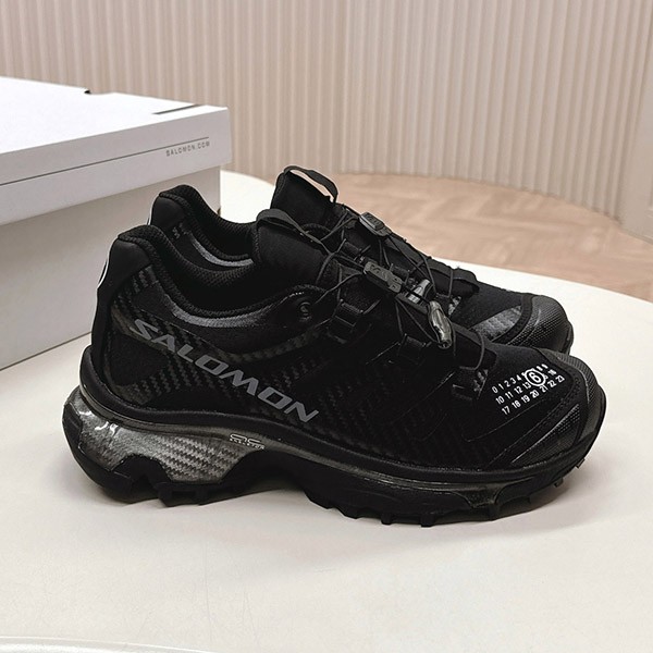 最新でオシャレ マルジェラ SALOMON サロモン XT4 コピー Mule ミュール Mad81963