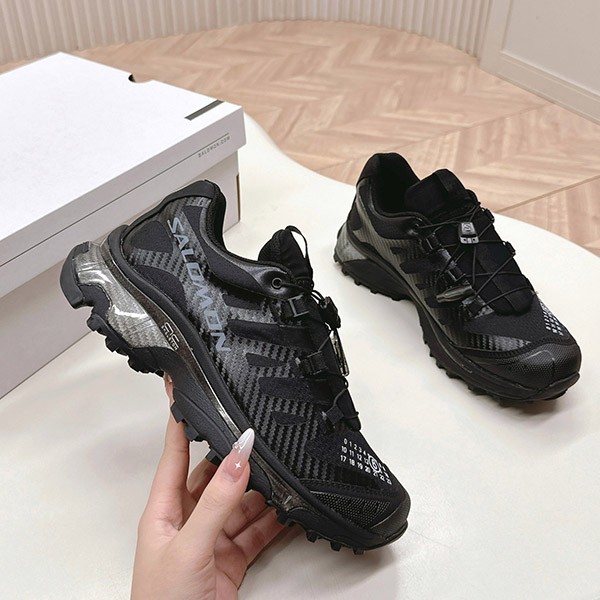 最新でオシャレ マルジェラ SALOMON サロモン XT4 コピー Mule ミュール Mad81963