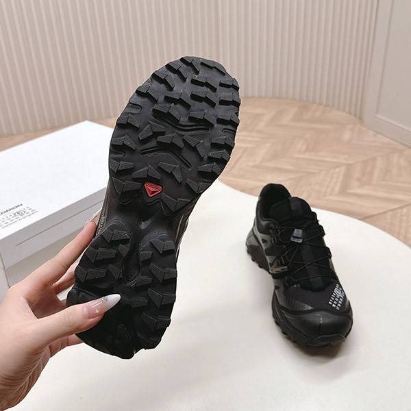 最新でオシャレ マルジェラ SALOMON サロモン XT4 コピー Mule ミュール Mad81963