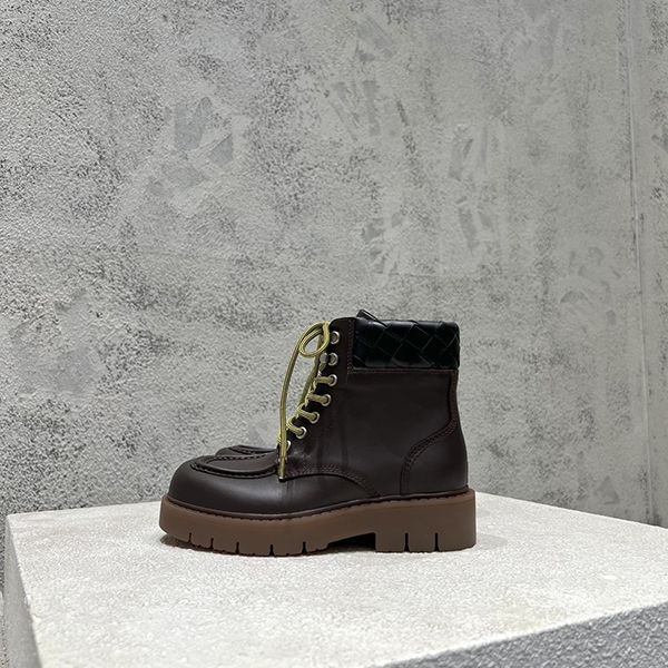 【ボッテガヴェネタ】ハドックレースアップアンクルブーツ コピー【新作2024AW】 H617764