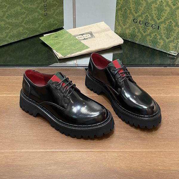 激安価格！完全必至 グッチ ウェブ メンズ レースアップシューズ 偽物 gum82512