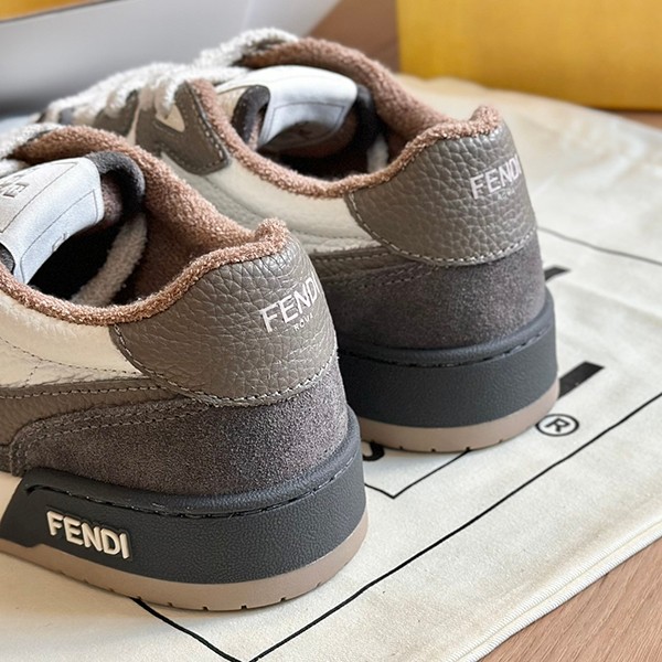 プレゼント最適フェンディ マッチ スニーカー ロゴ スーパーコピー fer01276