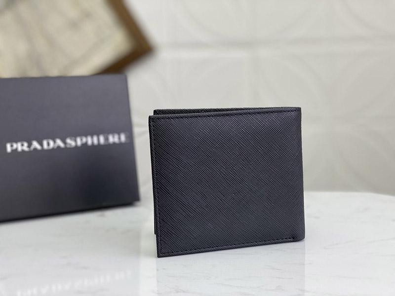 新作 プラダ レザー折りたたみ財布 スーパーコピー セール♪大人気! pum90266
