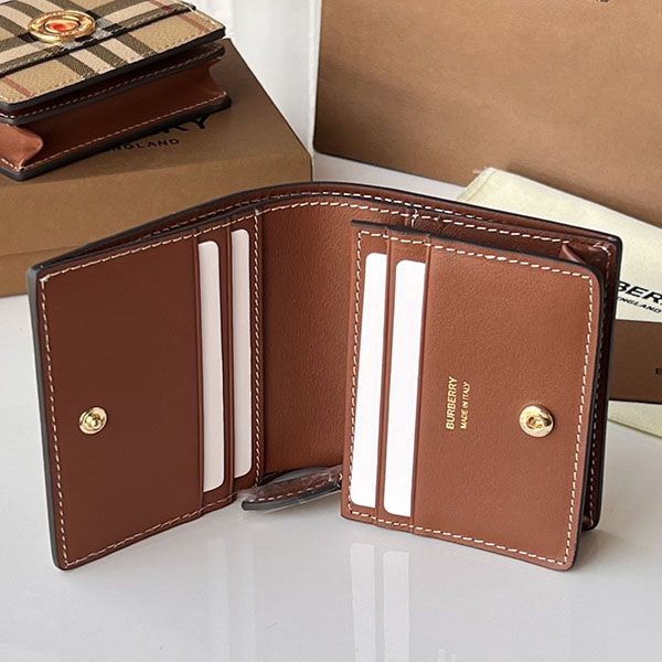 バーバリー スモール ウォレット コピー 二つ折り財布 Baz21418