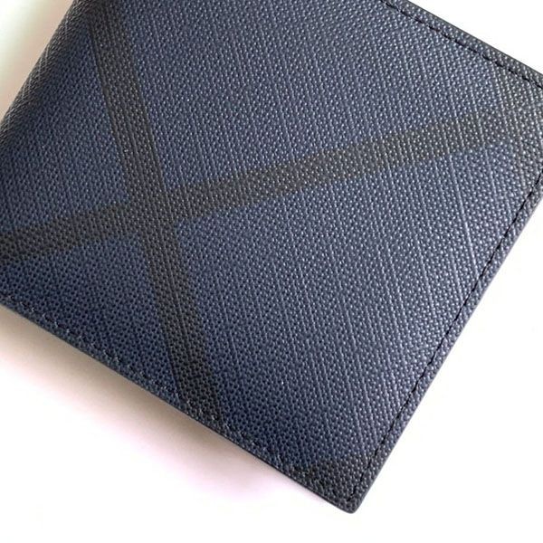 バーバリー チェック レザー 財布 偽物 Bay71802