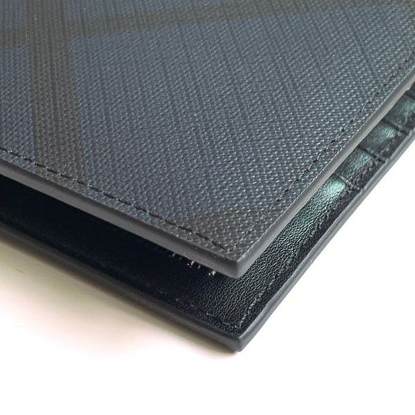 バーバリー チェック レザー 財布 偽物 Bay71802