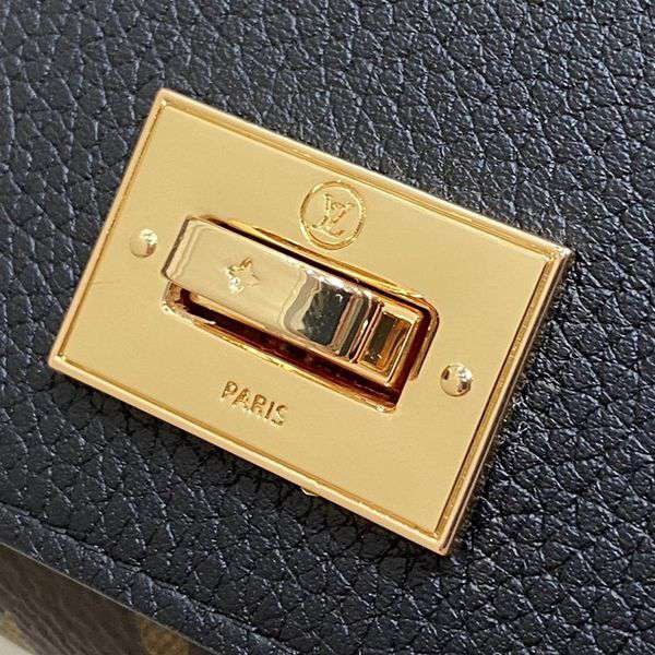 ルイヴィトン ポルトフォイユ 激安ヴィクトリーヌ 財布 使い勝手の良さ M82640