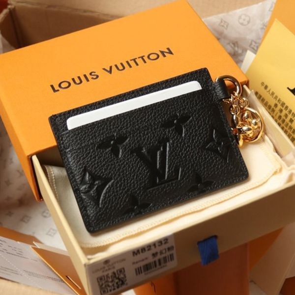 【ルイヴィトン】カードケース N級品 ポルトカルトLVチャーム M82132