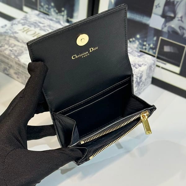 超話題!ディオール ウォレット ミニ財布 偽物 den23287
