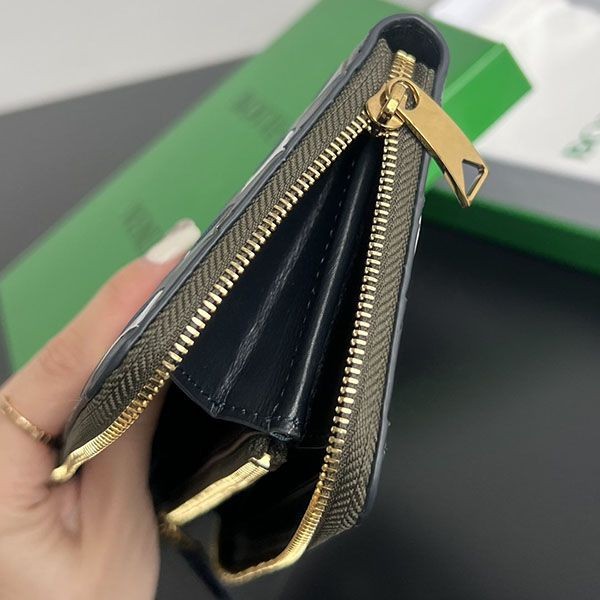 ボッテガヴェネタ イントレチャート 偽物 ジップアラウンドウォレット bob79564