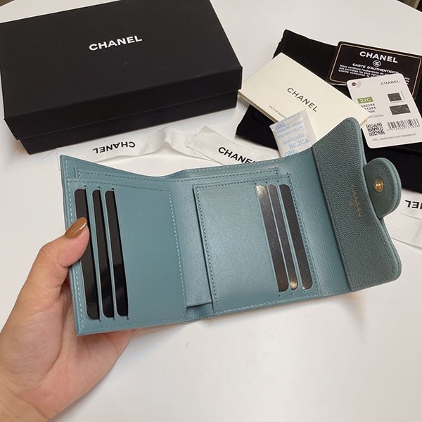 シャネル 偽物 クラシック フラップ ウォレット三つ折り財布 6色 shh78901