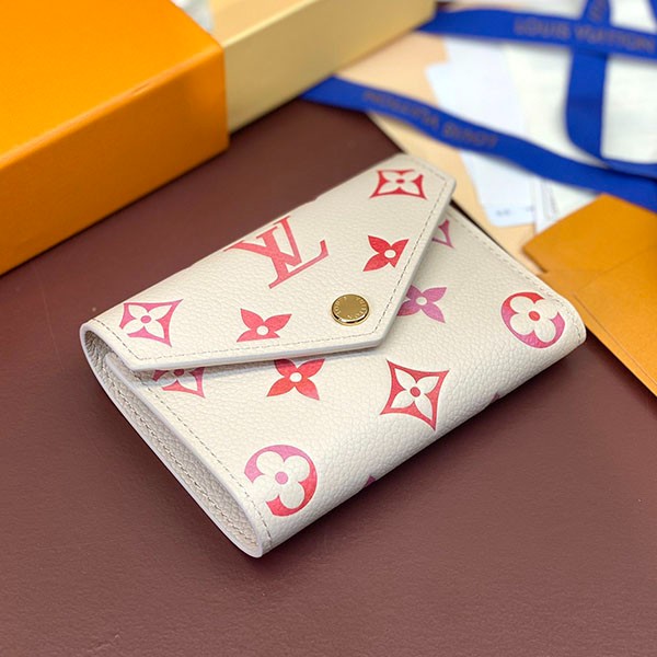グラデが可愛い ルイヴィトン 偽物 ポルトフォイユヴィクトリーヌ 折りたたみ財布 M83507
