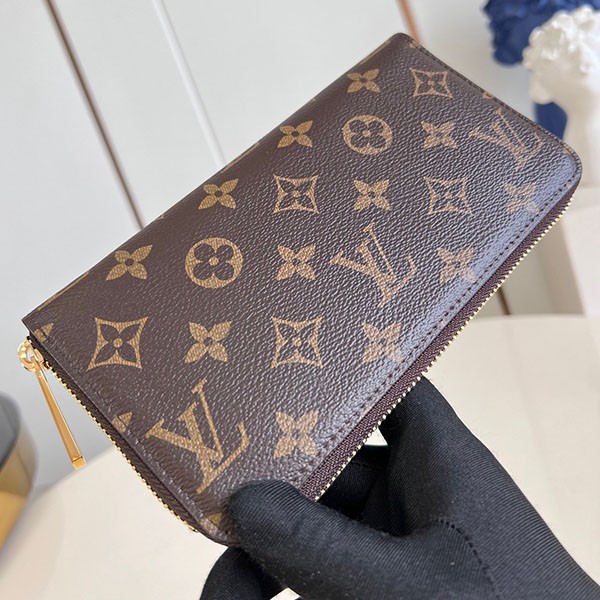 限定 うさぎ♪ルイヴィトン ジッピーウォレット モノグラム 長財布 偽物 M83689